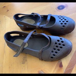 WOMENS SKETCHERS size 8